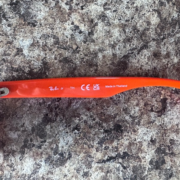 Ray-Ban Junior RJ9052S - Picture 4 of 5